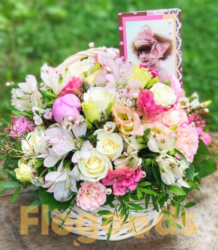 Корзина «Ясное утро» за 13 579 руб.